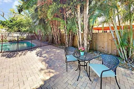 Hidden Gem Vacation Villa W Private Pool & Tikihut