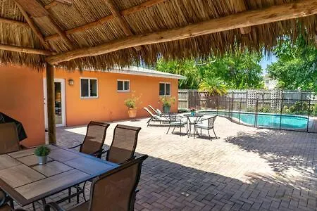 Hidden Gem Vacation Villa W Private Pool & Tikihut